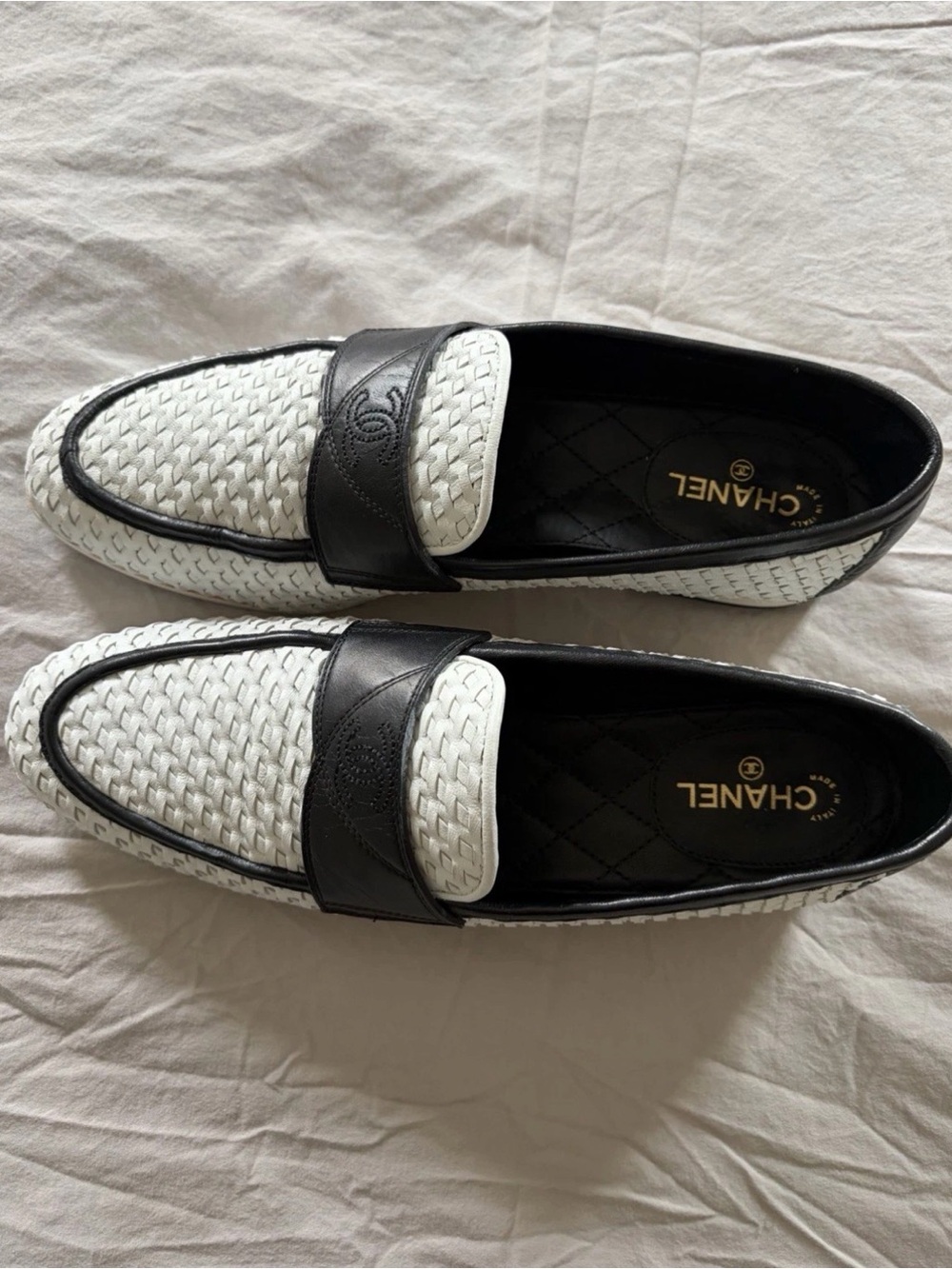 CHANEL CC Penny Loafers Womens White Black Woven Leather Slip On Shoes Size 38C - Picture 4 of 11